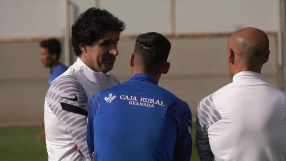 Primer entrenamiento de Karanka al frente del Granada