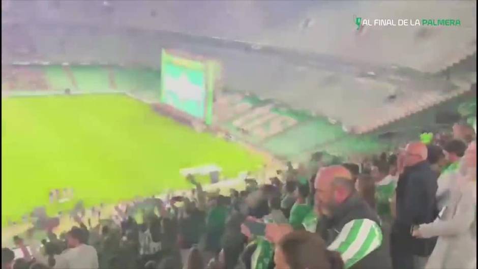 El ambientazo del Villamarín para celebrar la Copa del Betis