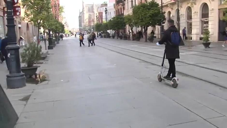 Los expertos alertan del aumento de la siniestralidad en la ciudad provocada por patinetes o bicis eléctricas