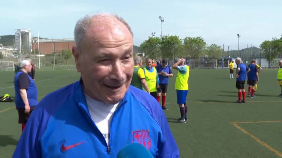 Llega el 'walking football' para los mayores de 60 años que quieran mantenerse en forma