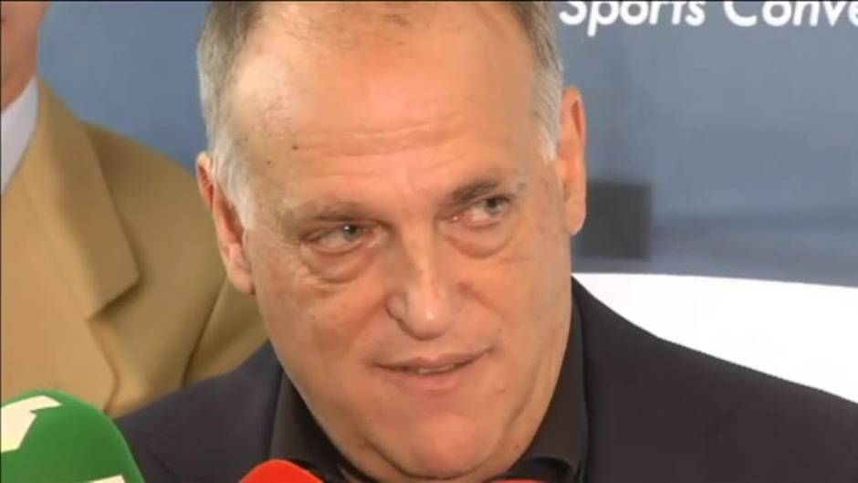 Tebas: "No puede ser que un equipo que ha perdido 300 millones le quite Mbappé al Real Madrid"