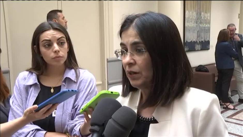 Darias: "Empiezan a aflorar más casos negativos que positivos de viruela del mono"