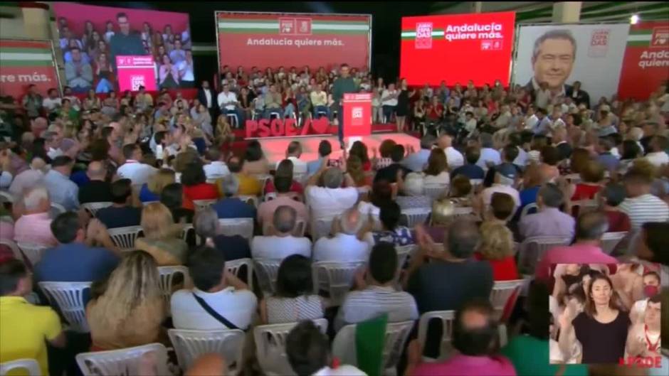 Sánchez advierte de que las políticas del PP ponen "en riesgo la unidad de España"