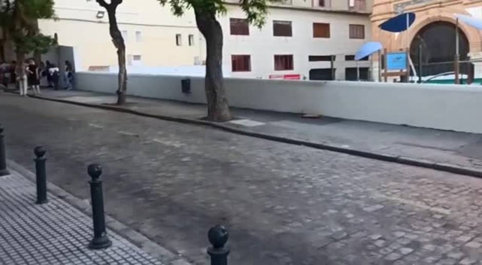 Descafeinado Domingo de Coros en Cádiz