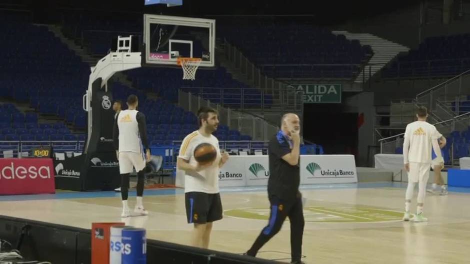 Laso vuelve a entrenar al Madrid y podría reaparecer esta noche ante el Barça