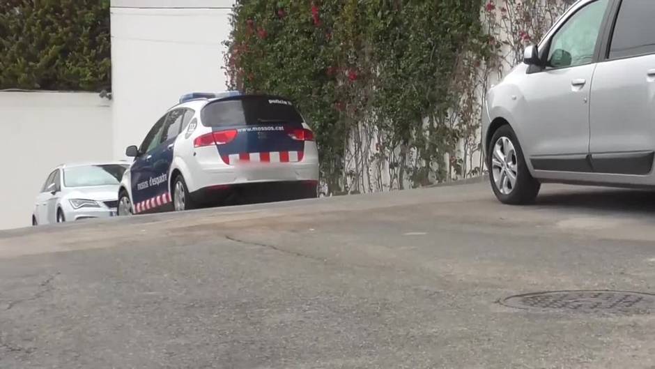 Los Mossos acuden al domicilio de Shakira tras las pintadas