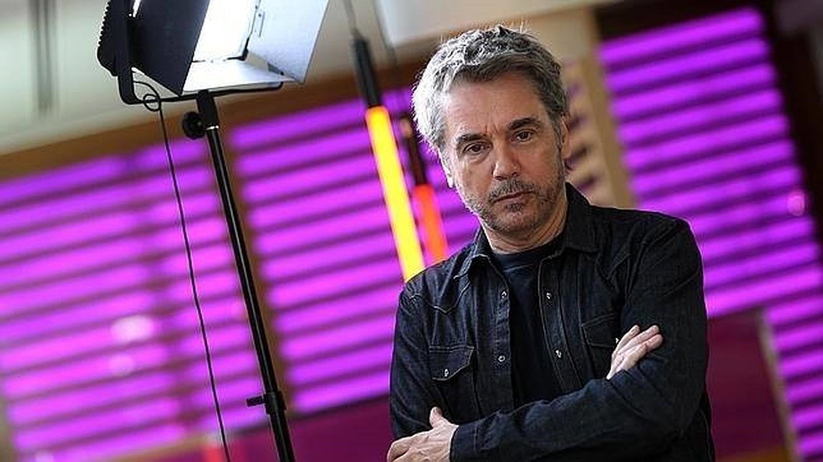 Jean-Michel Jarre: «Vivimos en la era del zapping cultural». Jean-Michel Jarre, pionero de la electrónica, lanza un disco de colaboraciones que hace un repaso de los últimos 40 años del género