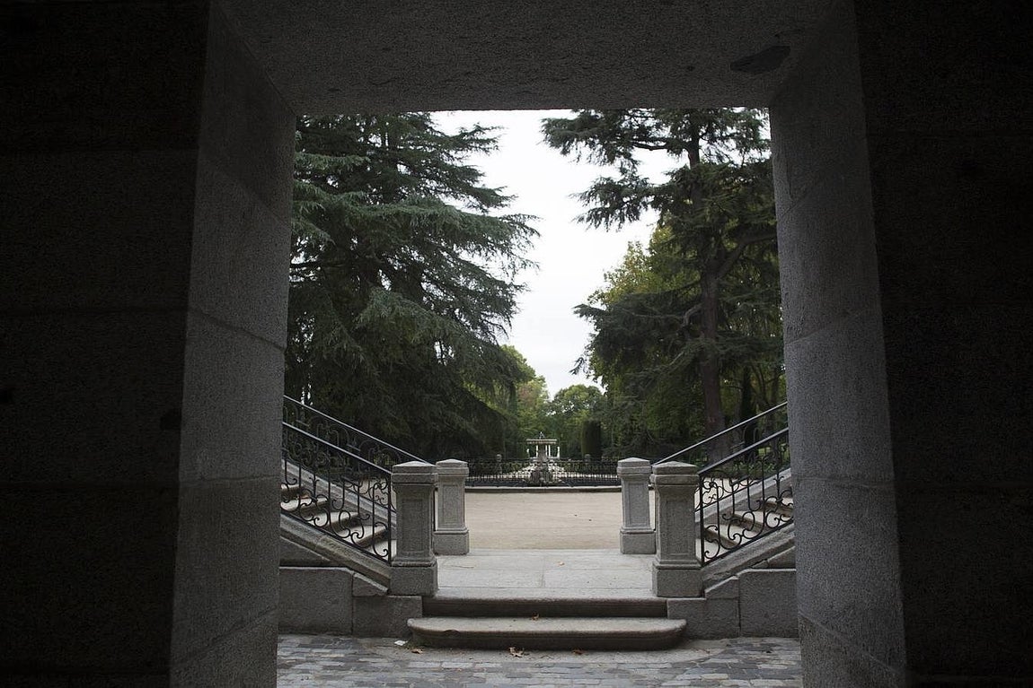 3. Recorrer las 15 hectáreas que ocupa el parque de El Capricho es una sorpresa constante y un regalo para la vista