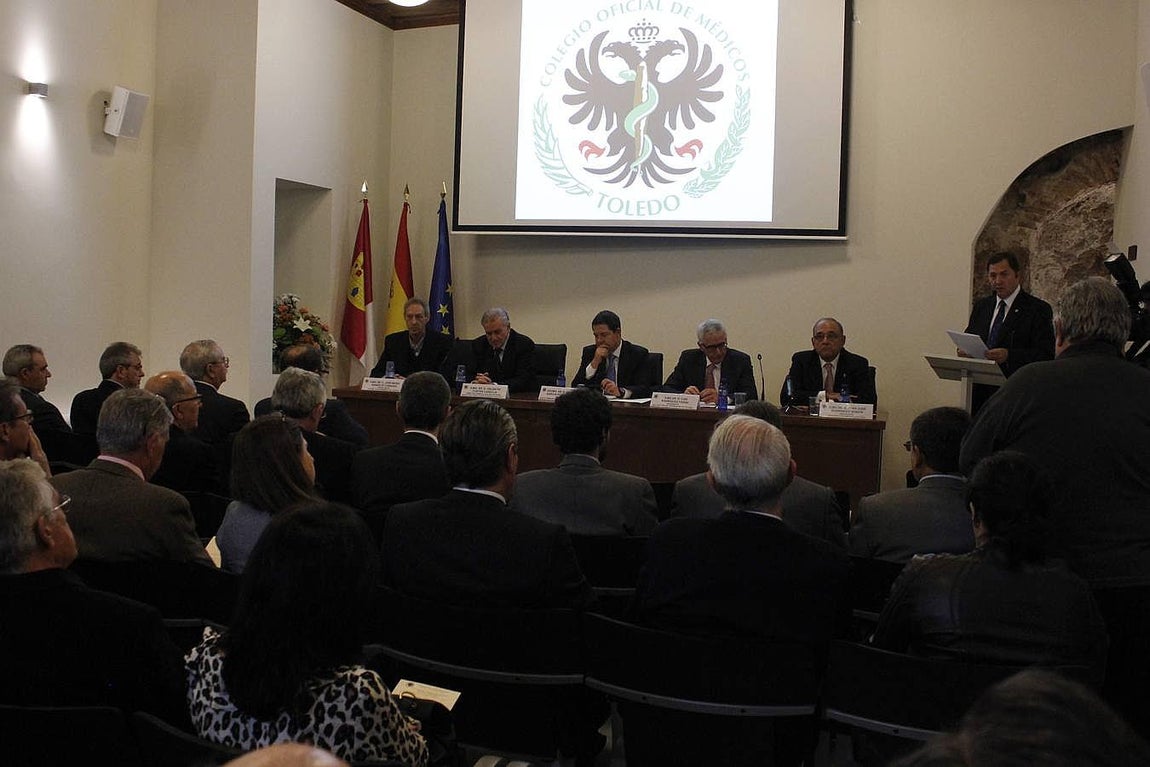 El Colegio de Médicos inaugura su nueva sede en el Casco Histórico
