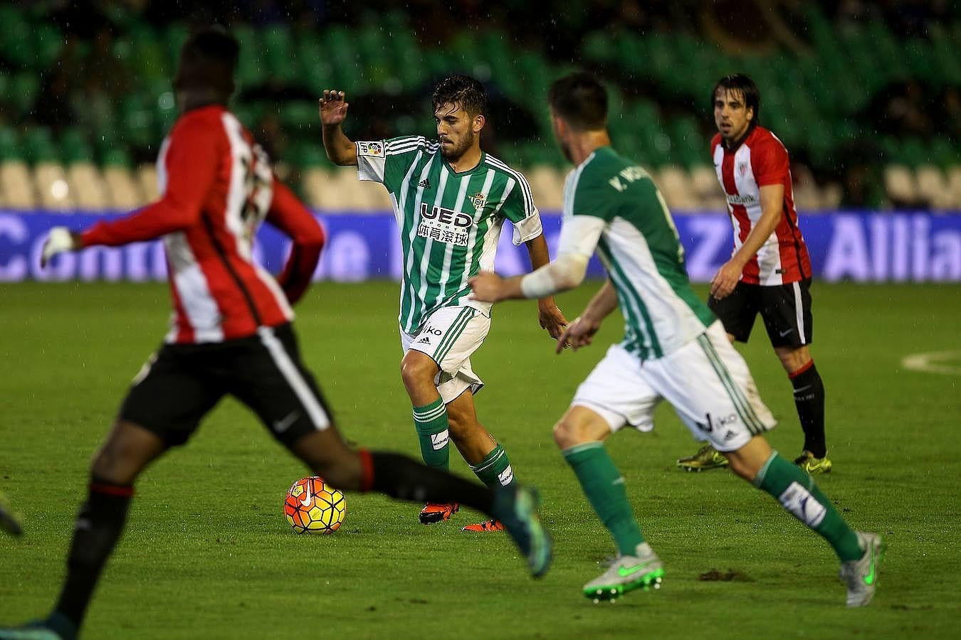 El Betis pierde ante el Athletic de Bilbao por 1-3