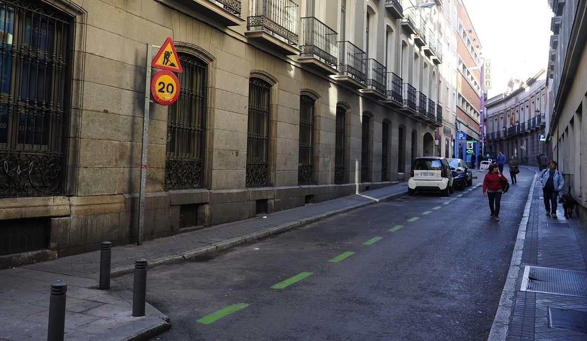 5. El nuevo protocolo del Ayuntamiento de Madrid para episodios de alta contaminación atmosférica actualmente en tramitación contemplará, a diferencia del que se está aplicando estos días, «una fase previa de alerta» a los ciudadanos «de dos o tres días»