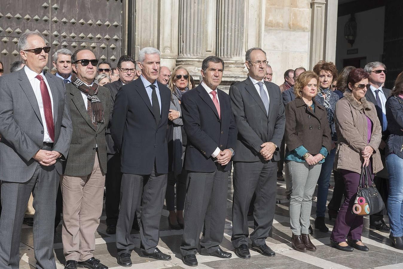 El presidente del Tribunal Superior de Justicia de Andalucía, Lorenzo del Río, junto a otros cargos y funcionarios