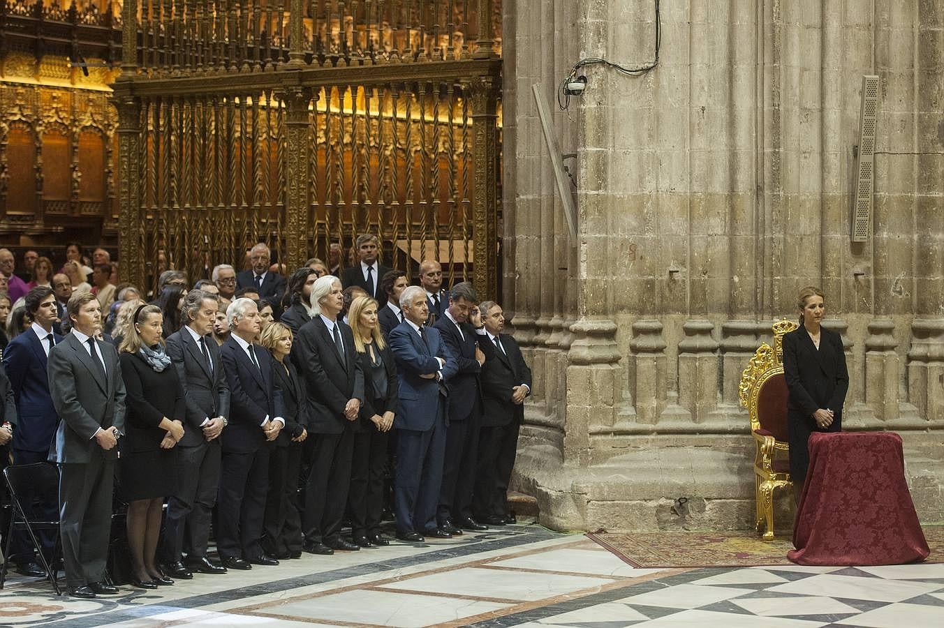 Así se vivió en Sevilla el funeral de la duquesa de Alba