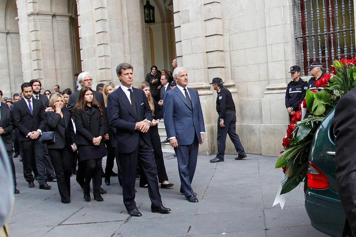 Así se vivió en Sevilla el funeral de la duquesa de Alba