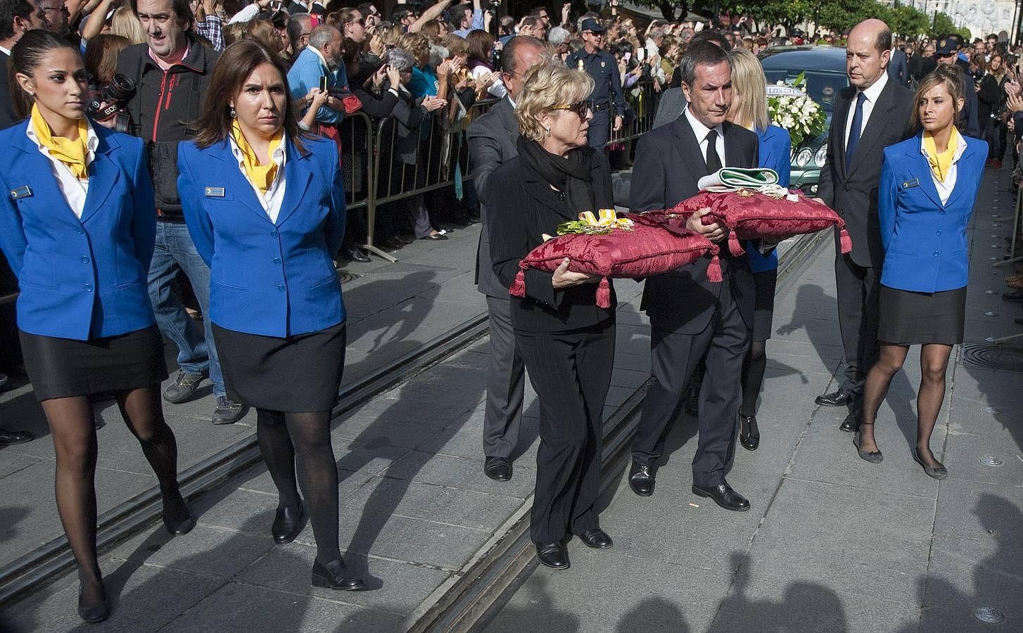 Así se vivió en Sevilla el funeral de la duquesa de Alba