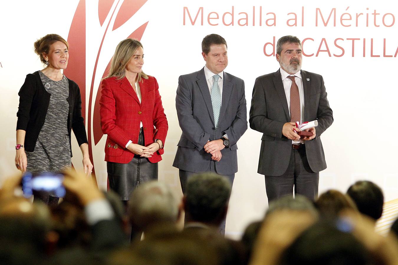 Brillante entrega de las Medallas al Mérito en la Iniciativa Social de 2015