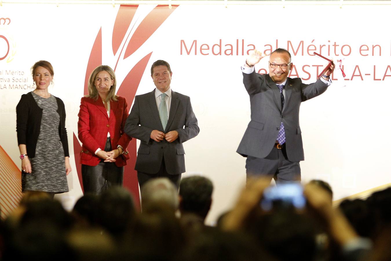 Brillante entrega de las Medallas al Mérito en la Iniciativa Social de 2015