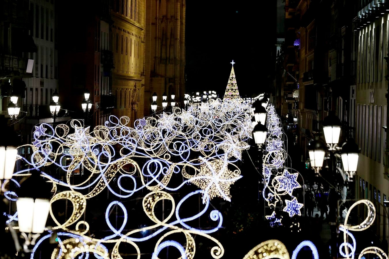 Sevilla se ilumina para la Navidad