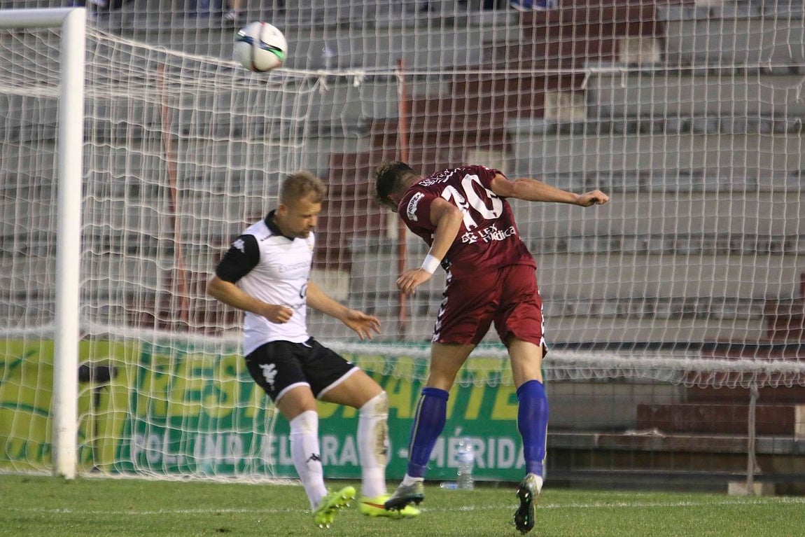 Fotos: Mérida - Cádiz (1-1)