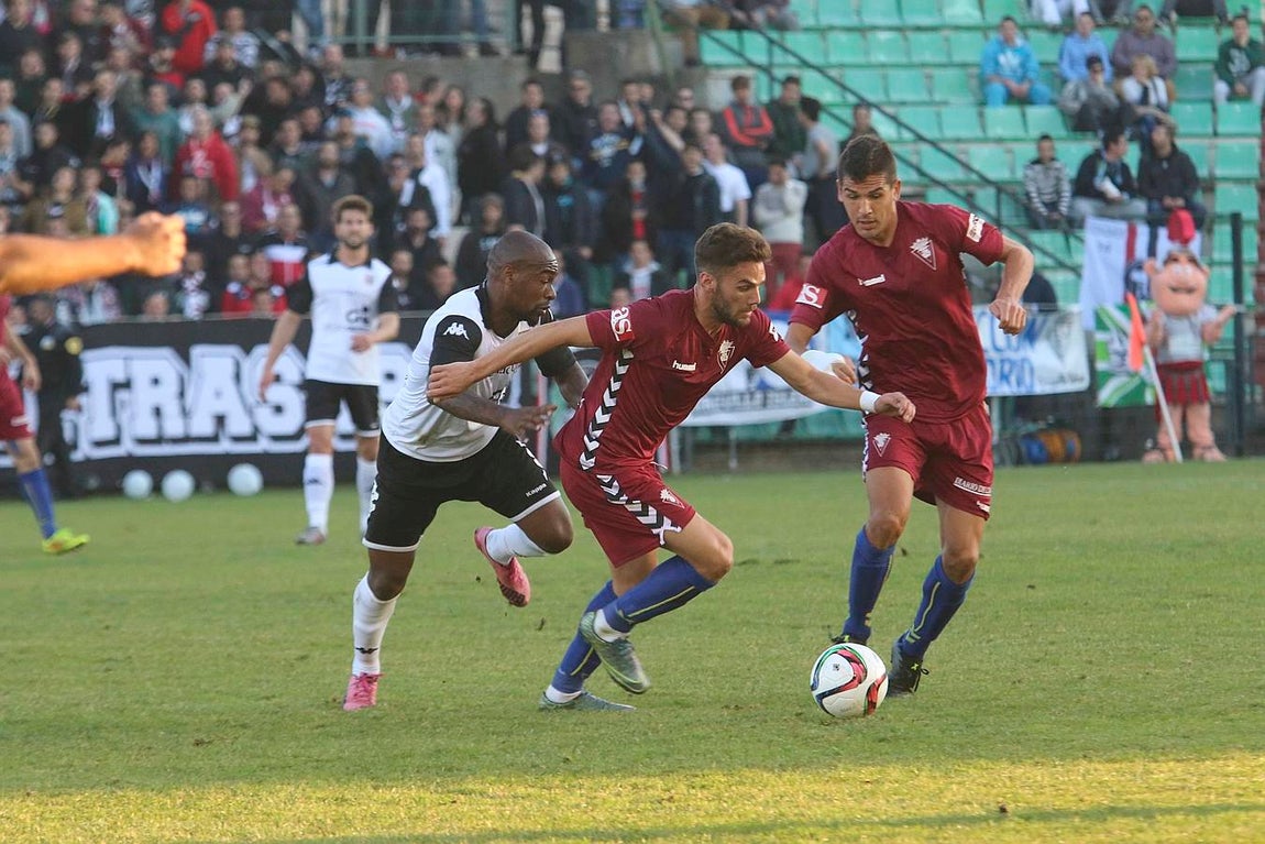 Fotos: Mérida - Cádiz (1-1)