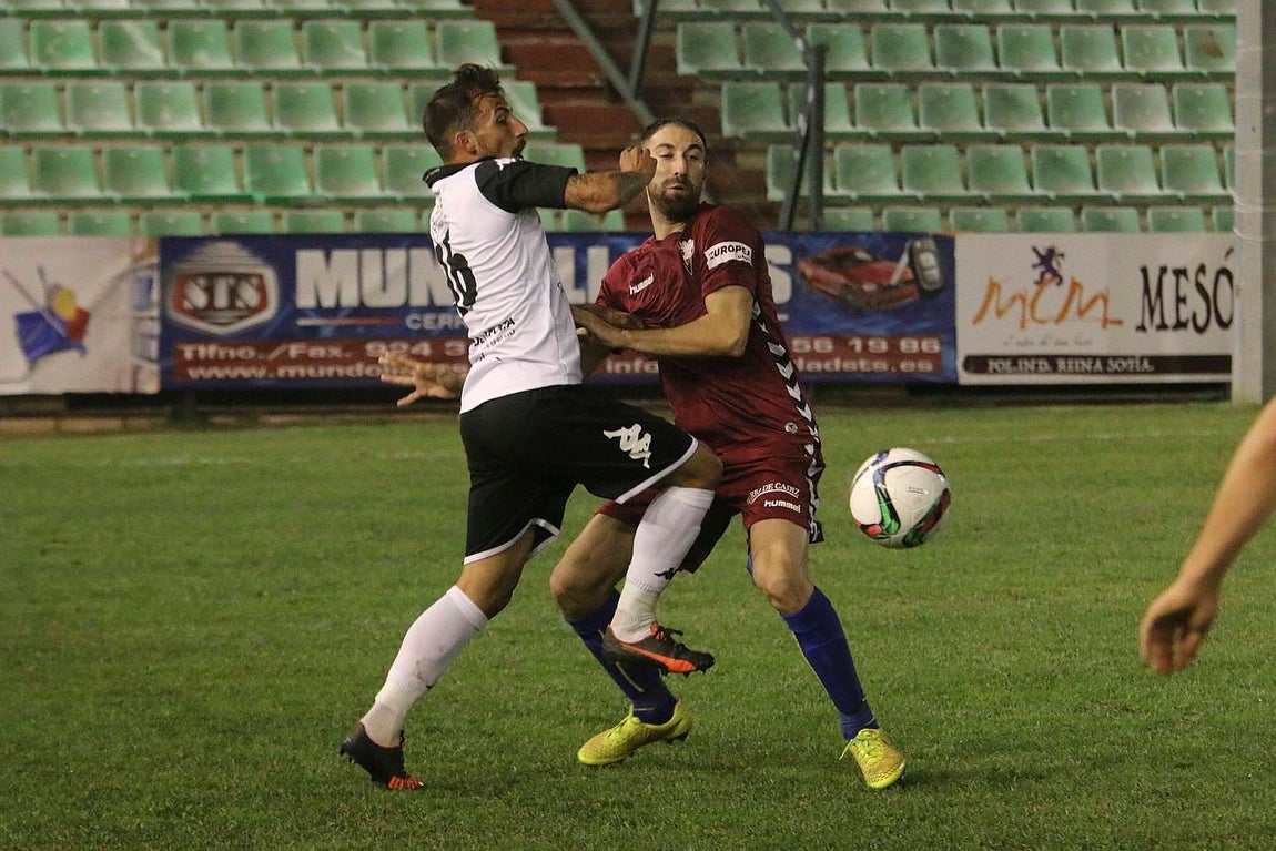 Fotos: Mérida - Cádiz (1-1)