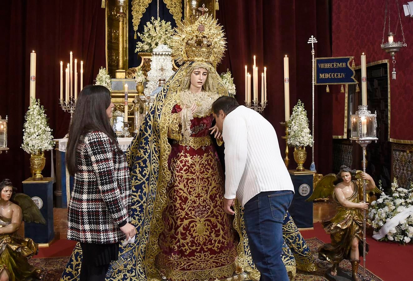 Postales del día de la Inmaculada en Sevilla