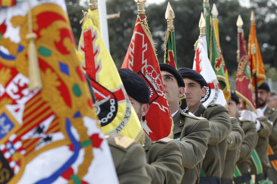 El desfile militar de la Brimz X por la Inmaculada, en imágenes