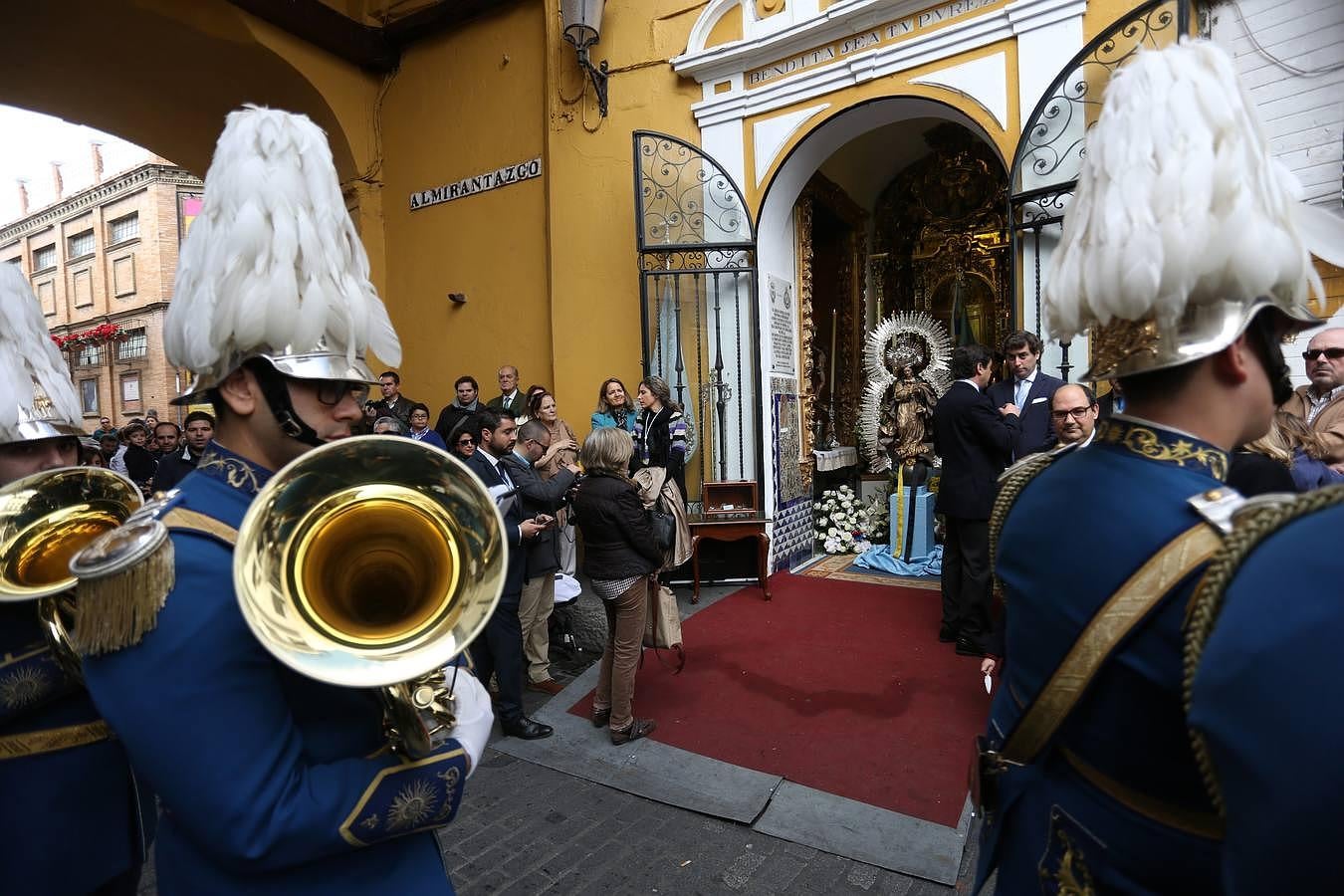 Postales del día de la Inmaculada en Sevilla