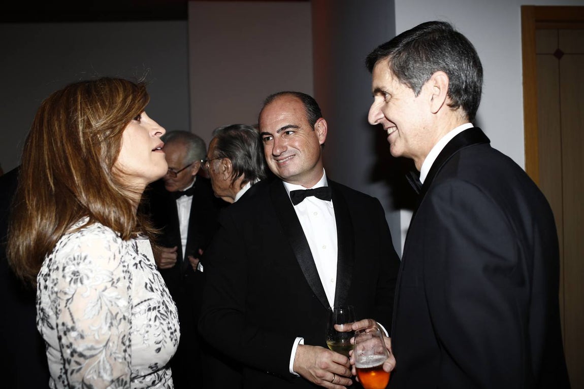 Las imágenes más relevantes de unos concurridos premios Mariano de Cavia. 