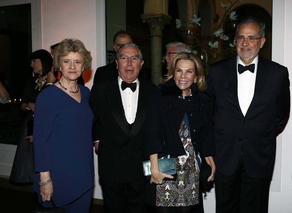 Las imágenes más relevantes de unos concurridos premios Mariano de Cavia. 