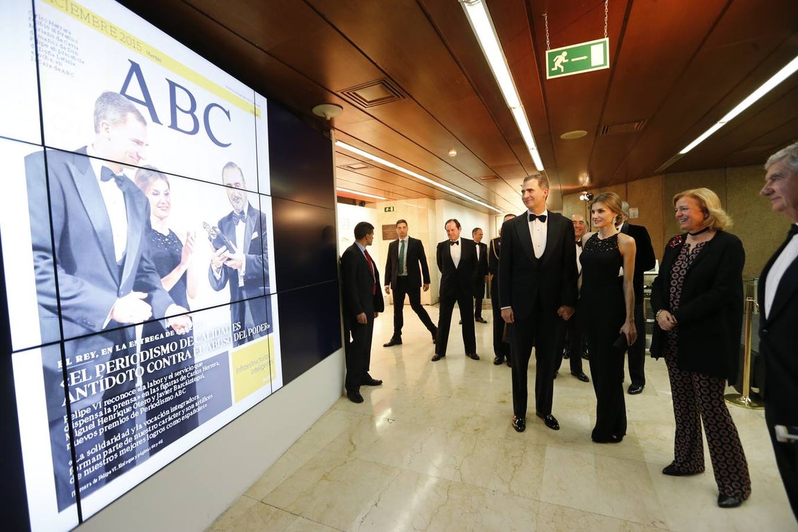 Las imágenes más relevantes de unos concurridos premios Mariano de Cavia. 