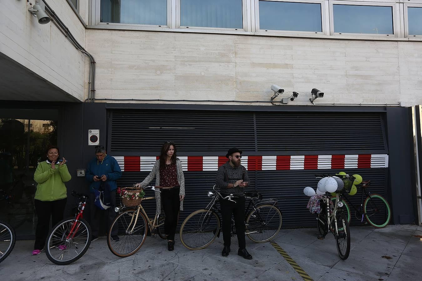 Manifestación de bicicletas en San Juan de Dios