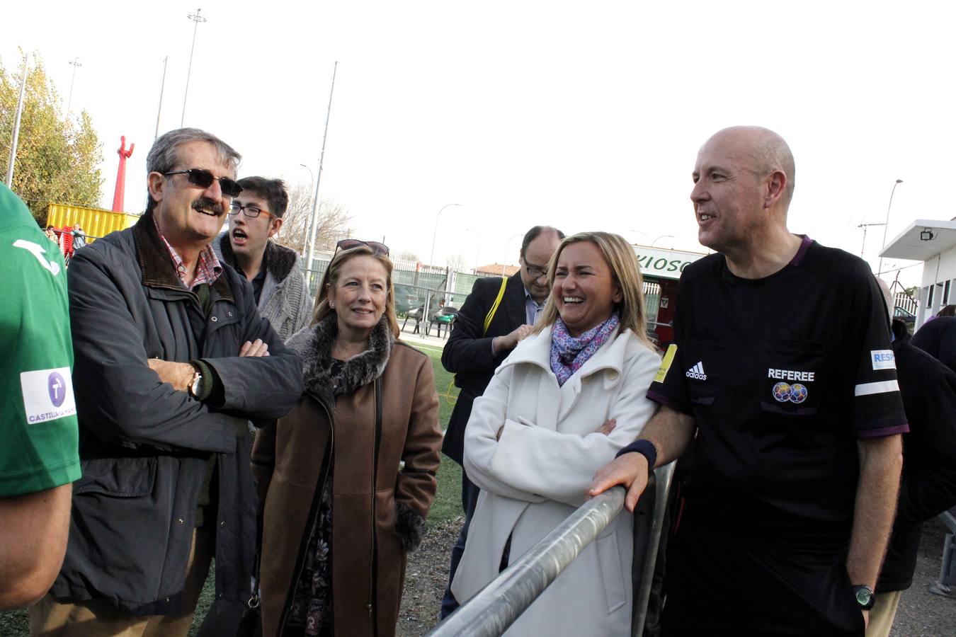 La concejal de Familia y Accesibilidad, Maite Puig, y la directora general de Atención a la Dependencia, Ana Saavedra, han asistido al encuentro. 