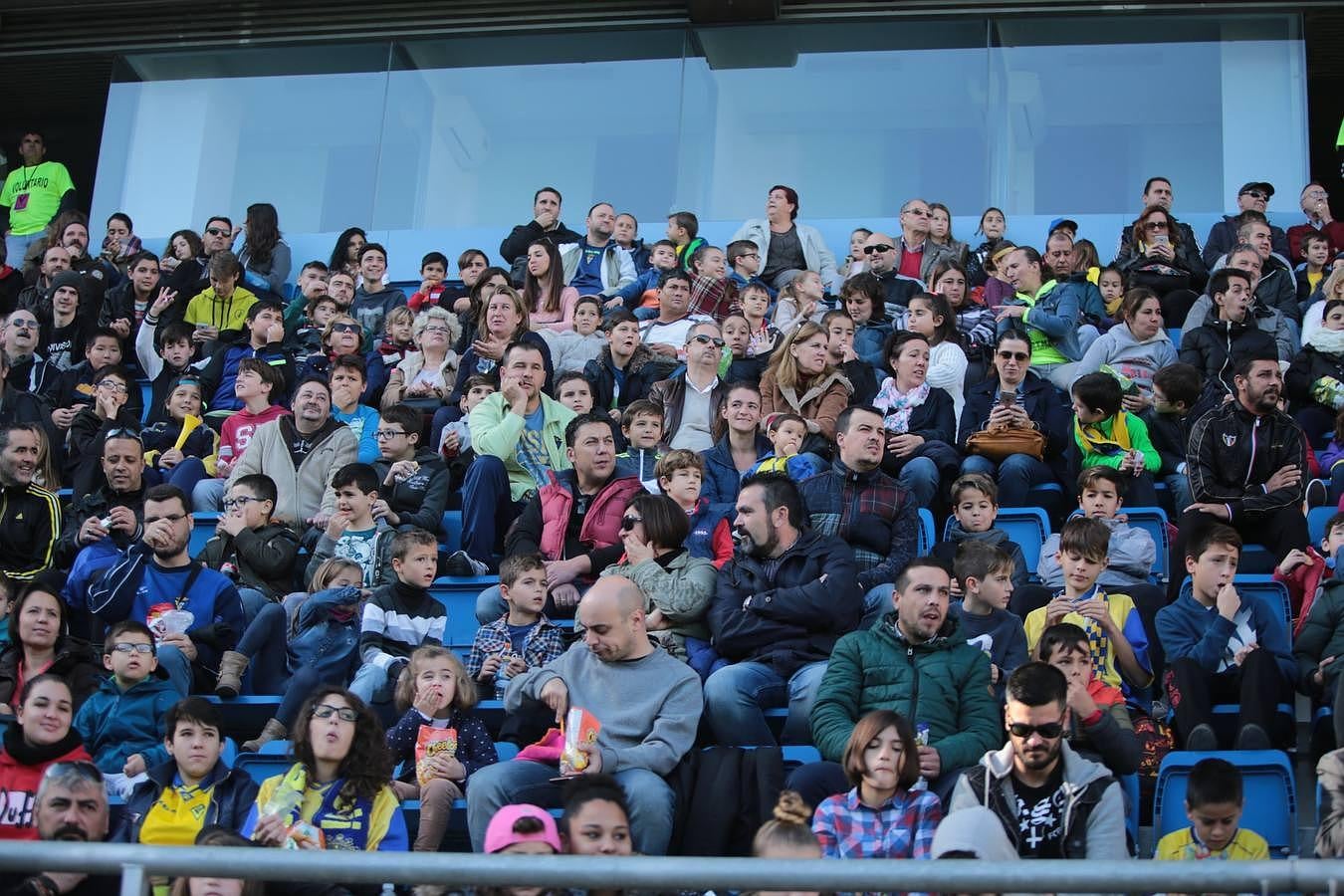 El Carranza acoge el partido benéfico de Reyes Magos en Cádiz