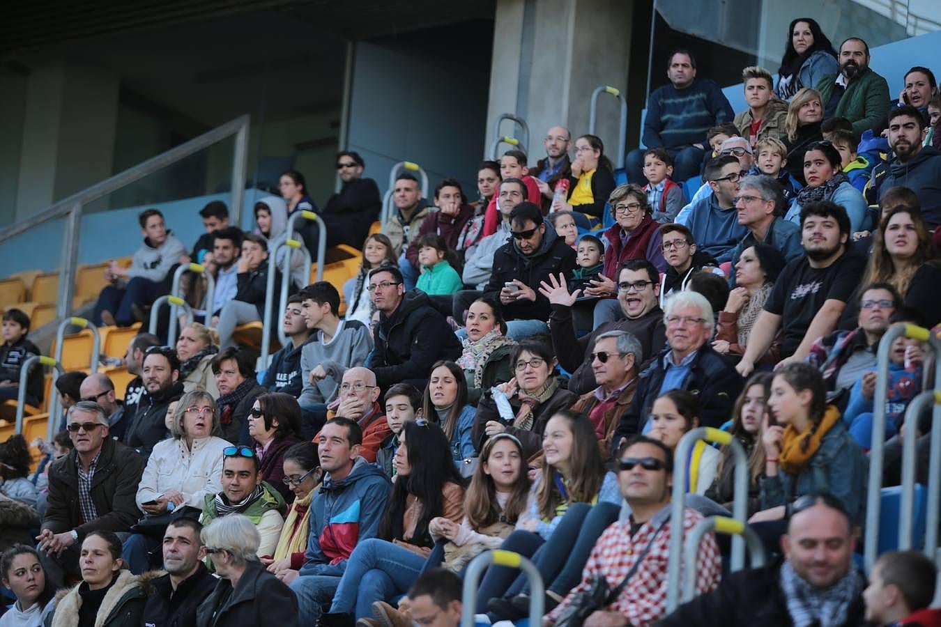 El Carranza acoge el partido benéfico de Reyes Magos en Cádiz