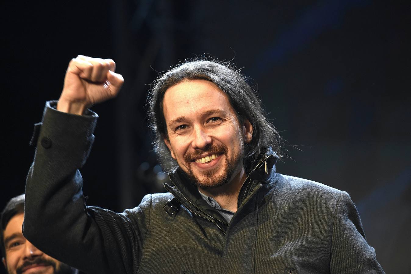 «Ha nacido una nueva España. Podemos y las fuerzas del cambio han obtenido más del 20 por ciento de los votos». El candidato de Podemos a la Presidencia del Gobierno, Pablo Iglesias, ha asegurado hoy tras conocer los resultados de las elecciones. 