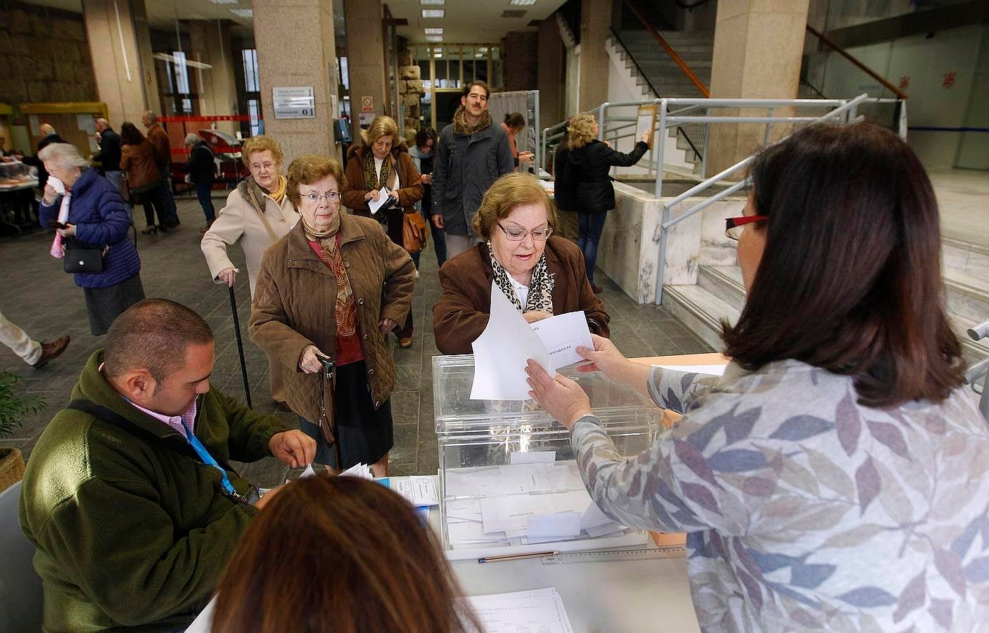 Jornada electoral 20-D en Córdoba, en imágenes