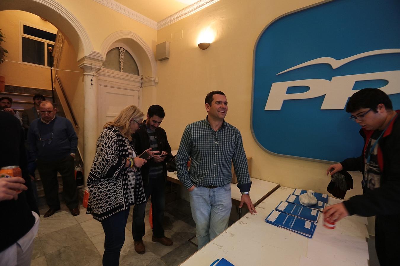 Las mejores imágenes de la jornada electoral en Cádiz