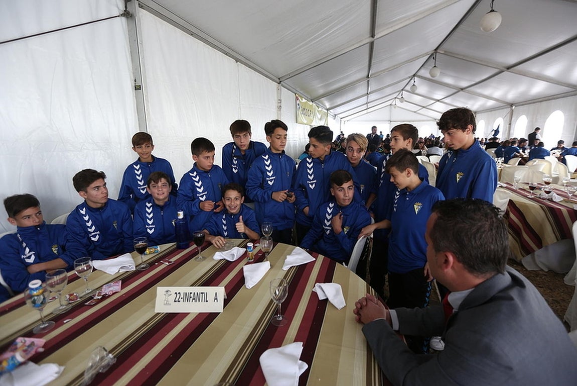 Fotos: Así celebra el Cádiz CF su comida de Navidad
