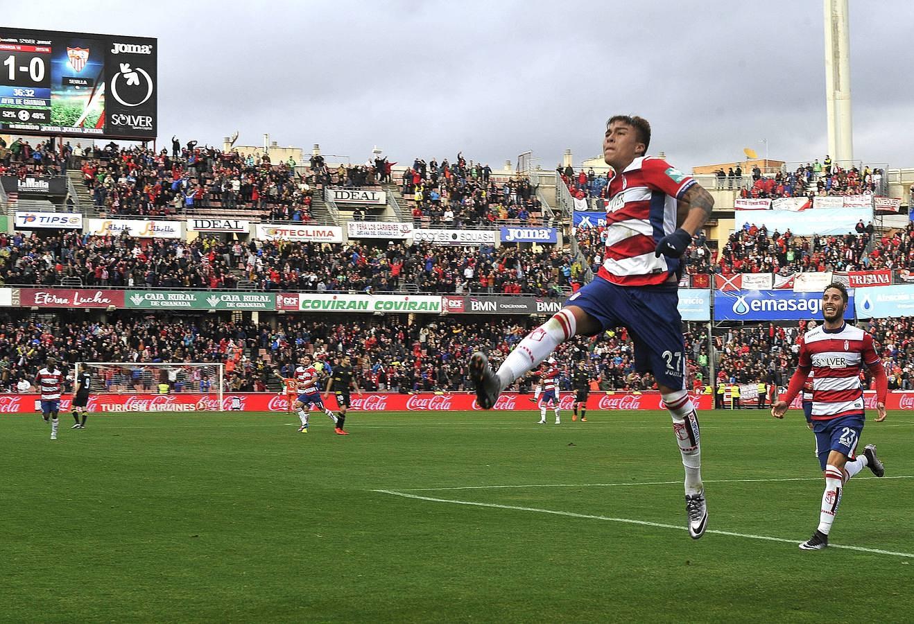 Al Sevilla (2-1) se le atraganta el Granada y sigue sin saber lo que es ganar fuera de casa