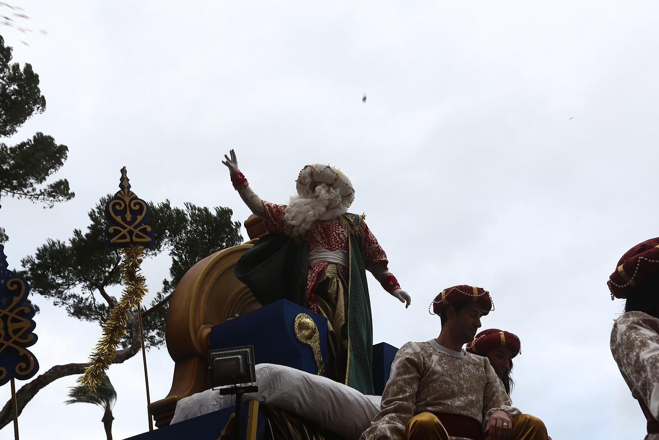 Fotos: Cabalgata en Cádiz 2016. La lluvia retrasa el desfile