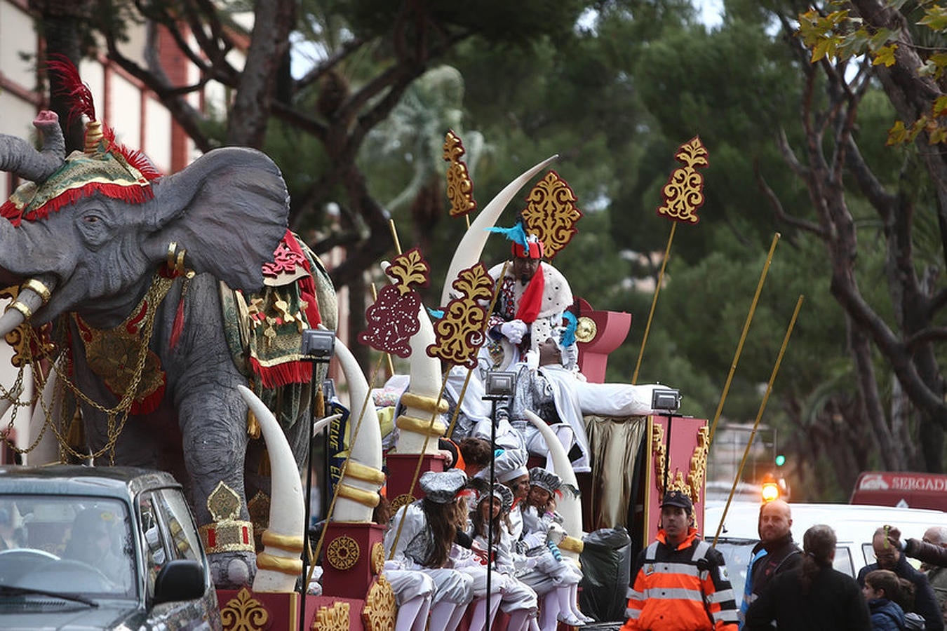 Fotos: Cabalgata de los Reyes Magos en Cádiz 2016