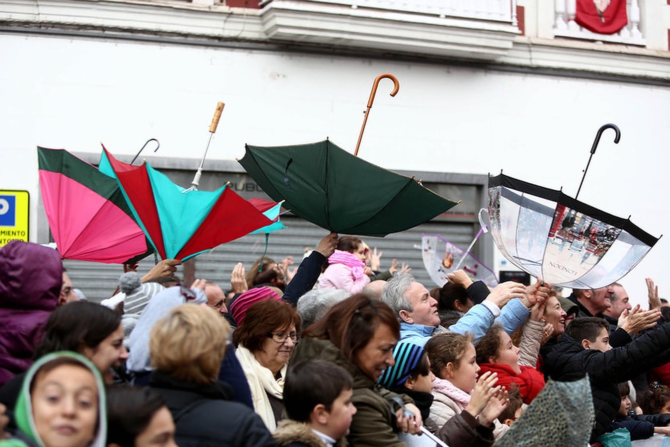 Fotos: Cabalgata de los Reyes Magos en Cádiz 2016