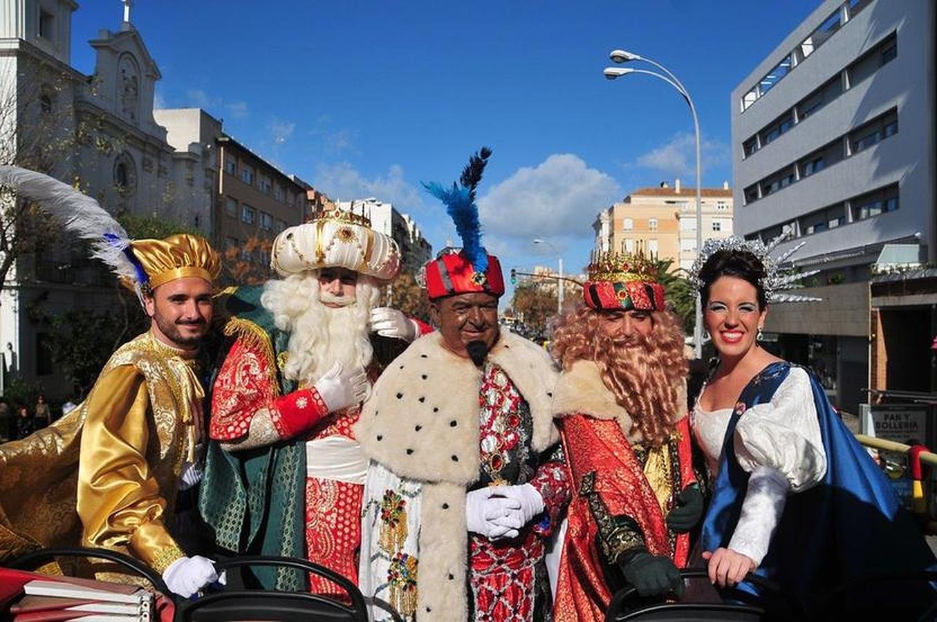 Sus Majestades de Oriente recorren Cádiz