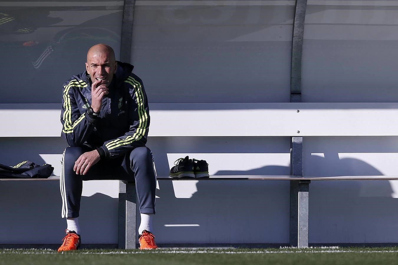 Primeras imágenes de Zidane como entrenador del Real Madrid