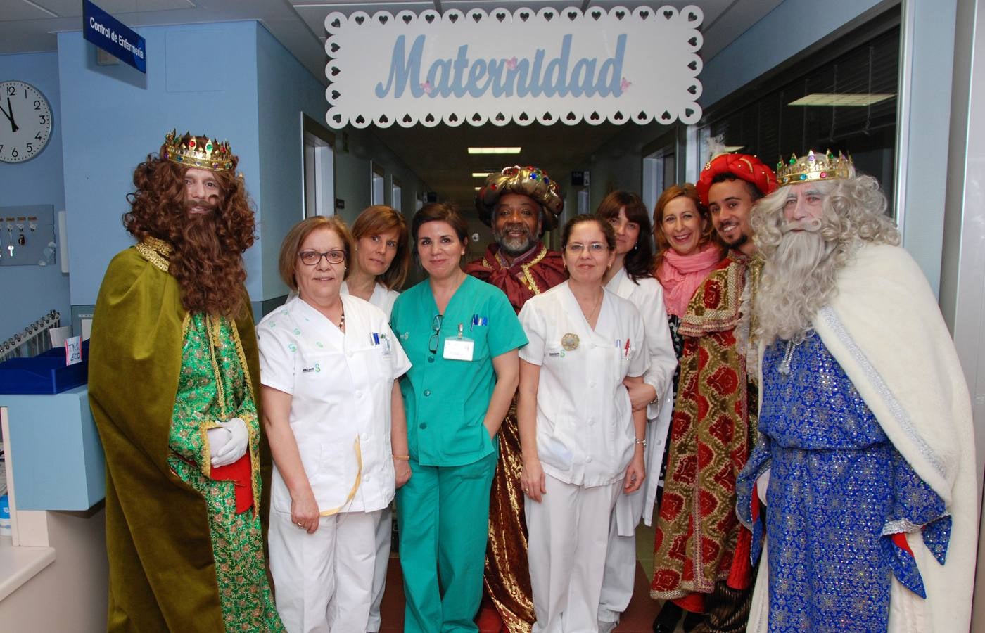 Los Reyes Magos visitan el hospital de Talavera