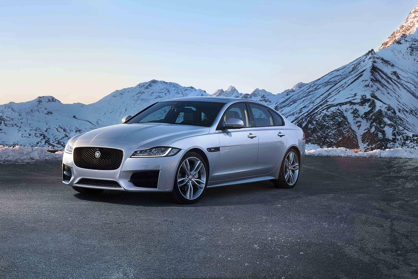 Jaguar XF 17 MY 