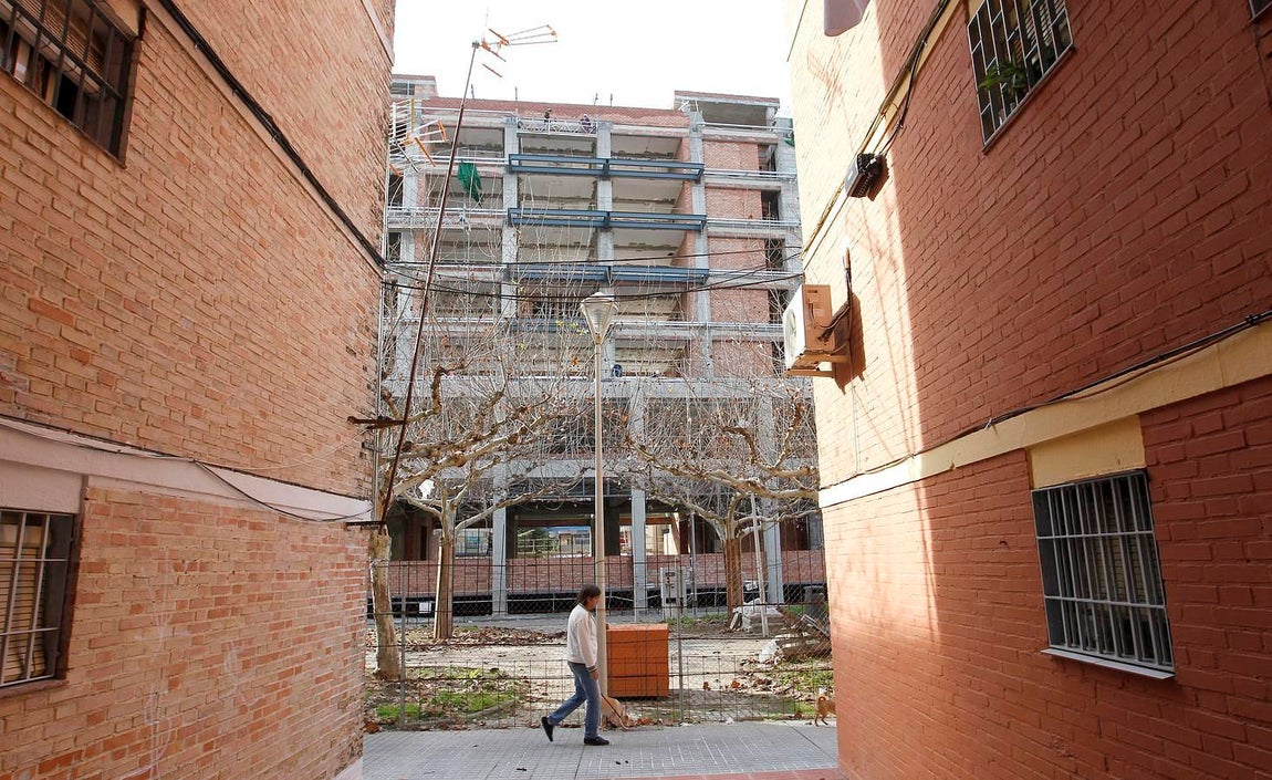 Obras en el antiguo edificio de Magisterio en el Sector Sur