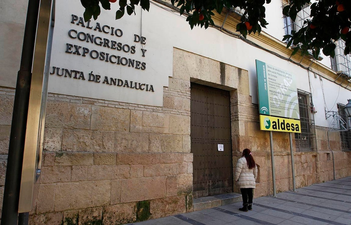 Obras paradas del Palacio de Congresos y Exposiciones de la calle Torrijos