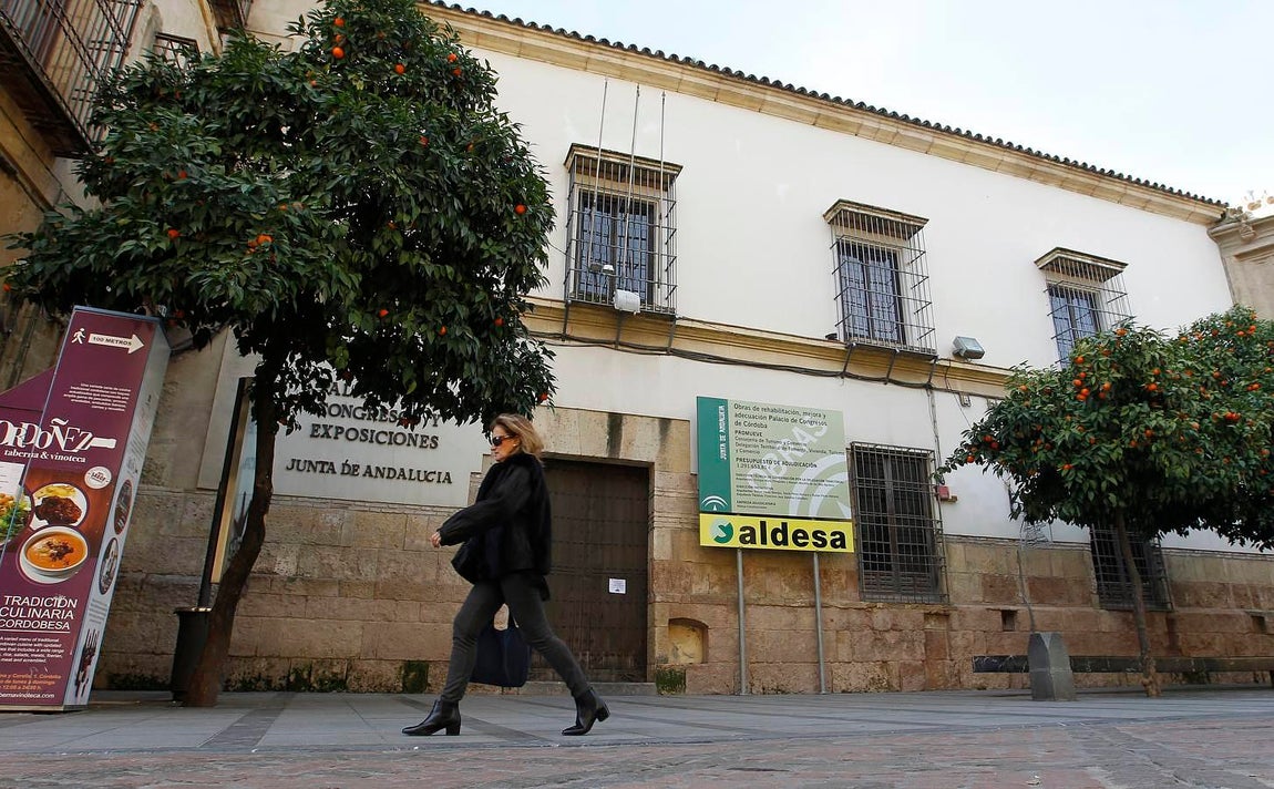 Obras paradas del Palacio de Congresos y Exposiciones de la calle Torrijos